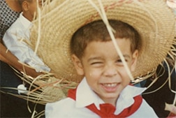As the palm is bent, the boy is inclined <br> Kevin Quiles Bonilla